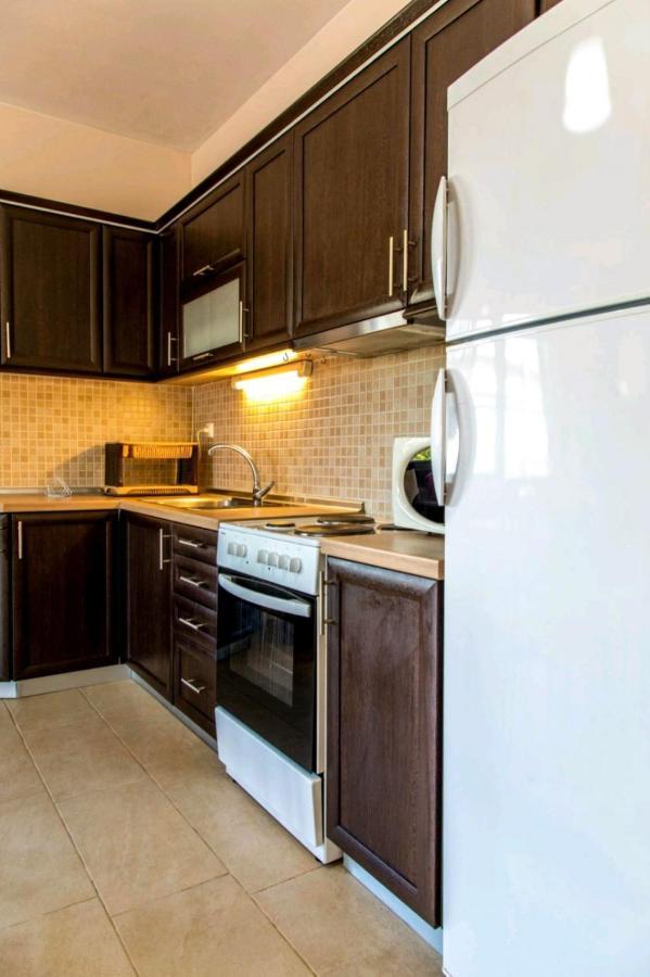 Canal Luxury Apartments Неа-Потідея Екстер'єр фото